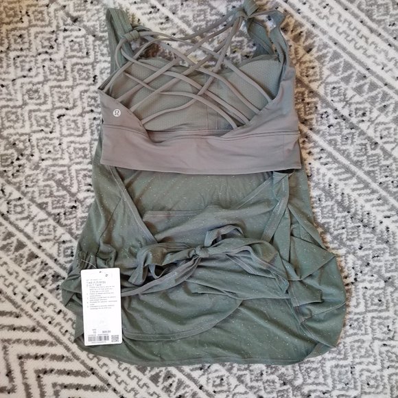 NWT Lululemon Tied in Energy 2 in 1 tank Grey Sage - Picture 2 of 9